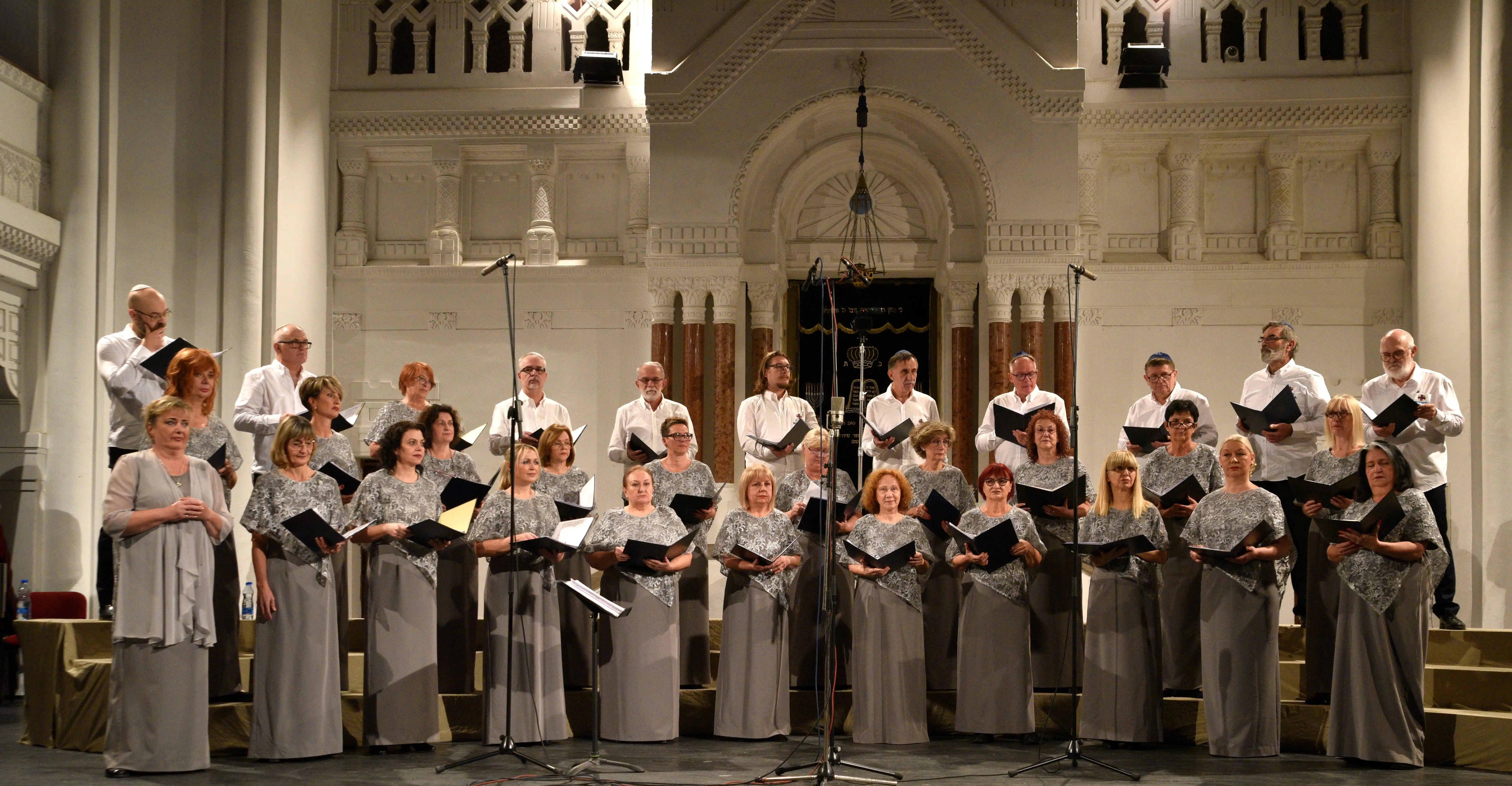 Novi Sad Jewish Community Choir Hashira